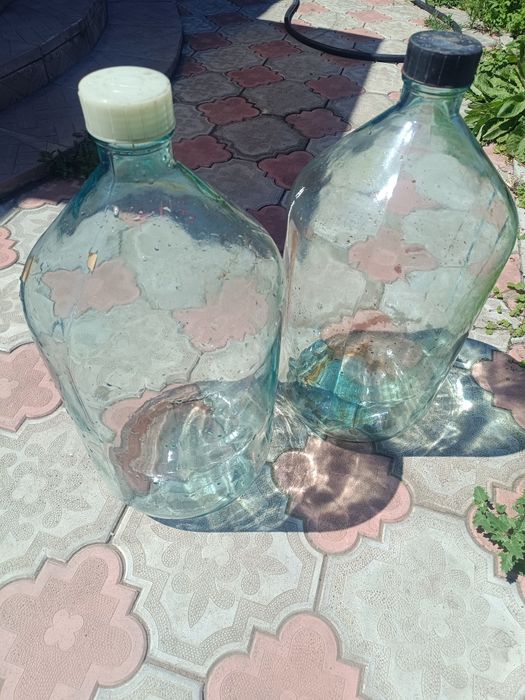 бутыль стеклянный