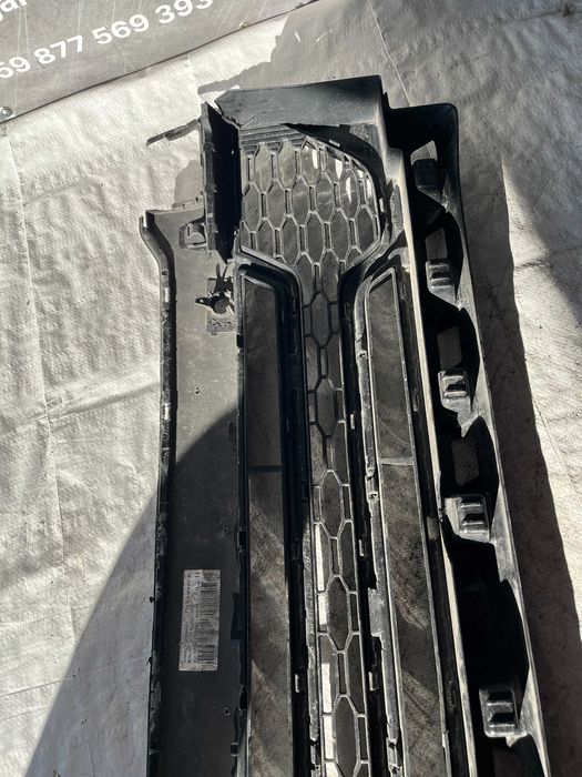 BMW X1 U11 предна решетка 2бр.