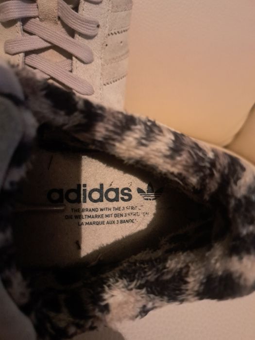 Adidas nr 41 stare impecabila