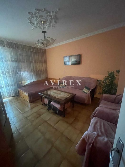 Продава се Двустаен апартамент в Пловдив, Изгрев - 63 кв.м за 874 €/кв.м - Снимка #5