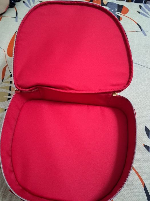 Vand genti pt cosmetice Estee Lauder