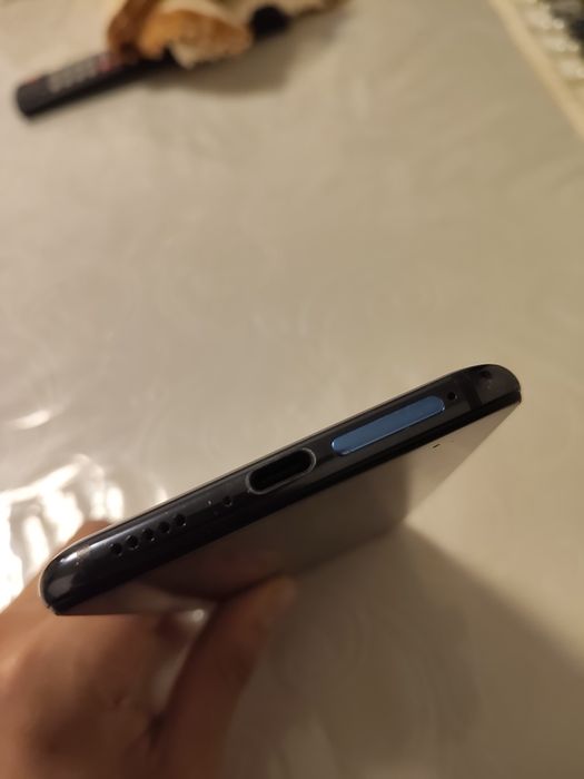 Mi 9t / K20     Srocniy sotiladi