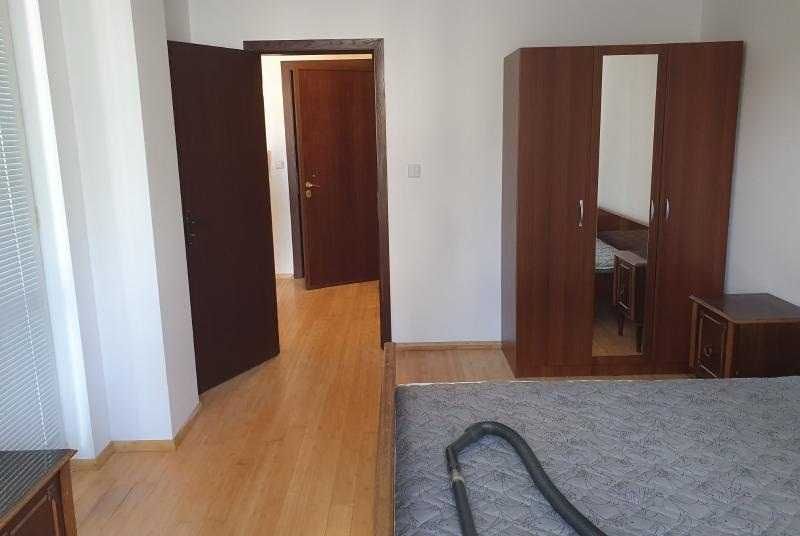 Дава се под наем Двустаен апартамент в София, Лозенец - 70 кв.м за 350 € - Снимка #4