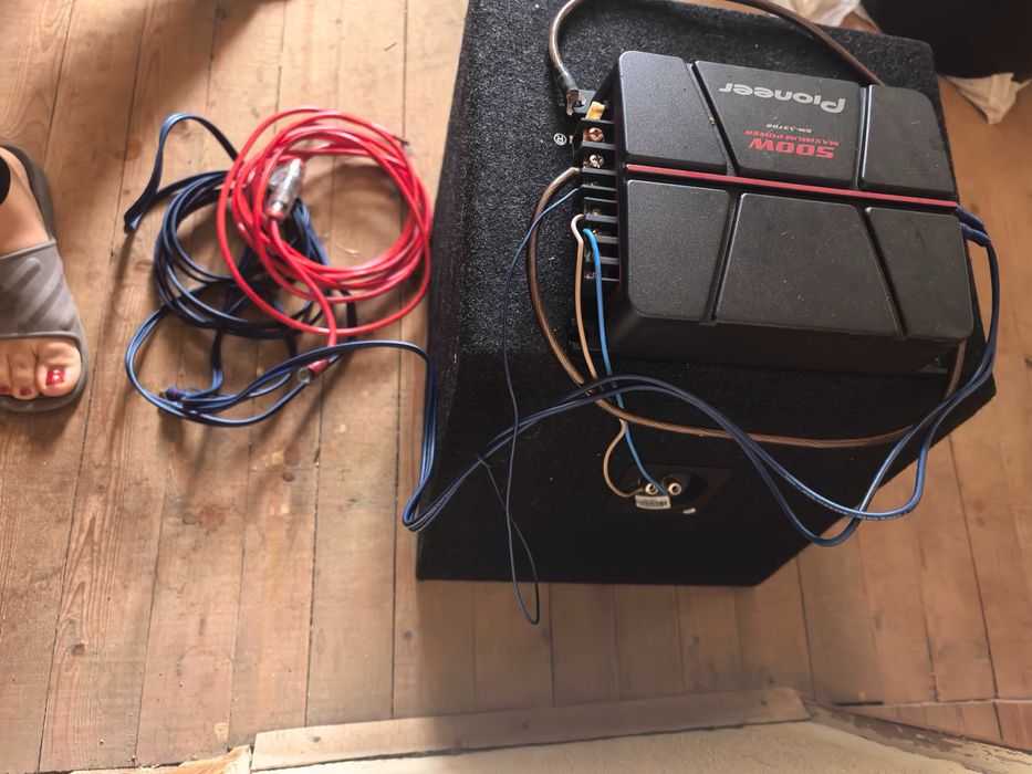 Субуфер с усилвател