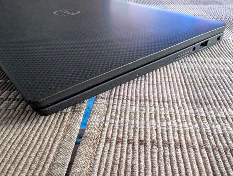 Dell 7310 13" Full HD Touchscreen, Core i5-10210U, 8GB RAM, 250GB SSD