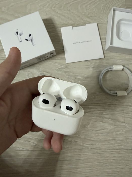 Продаю Эирподс про оригинал