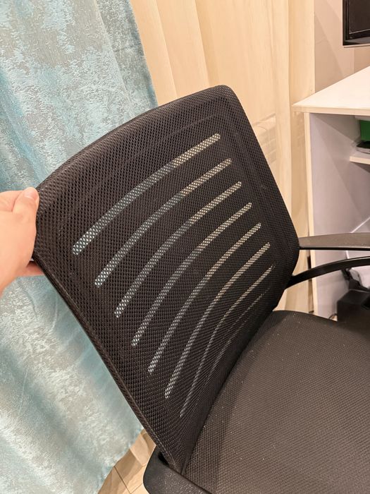 Продам рабочее кресло