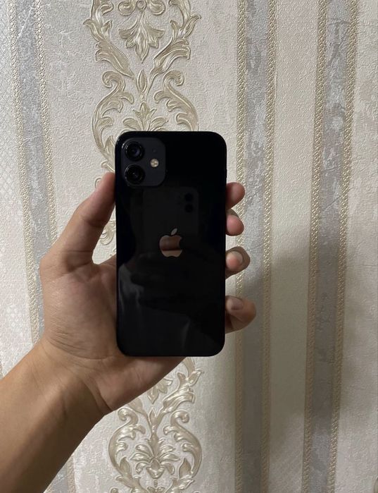 Iphone 12. Ideal srochna sotiladi Umuman aybi yo. Radnoy Pul zarur