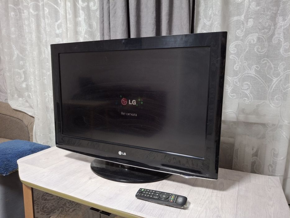 Телевизор LG 80х60