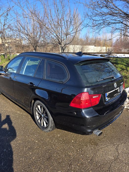 BMW SERIA 3 318D an 2011