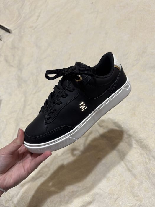 Новые кеды Tommy Hilfiger