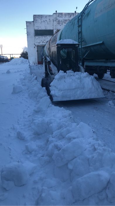 Услуги минипогрузчика