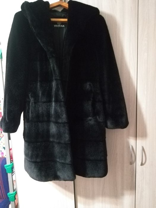 Продам шубу из эко норки !