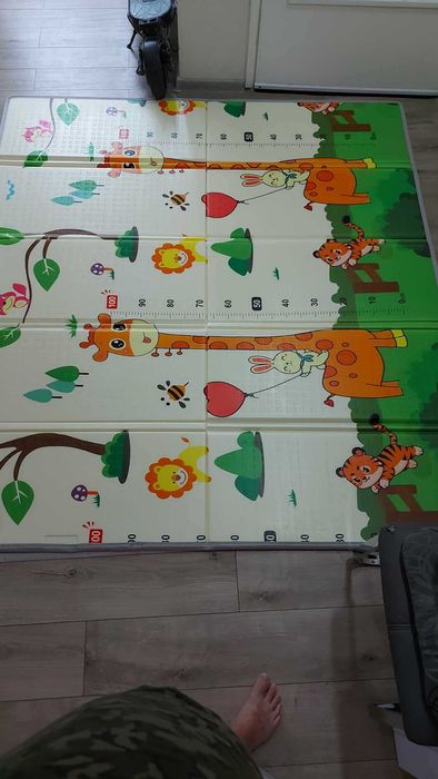 Бебешки неща малко използвни