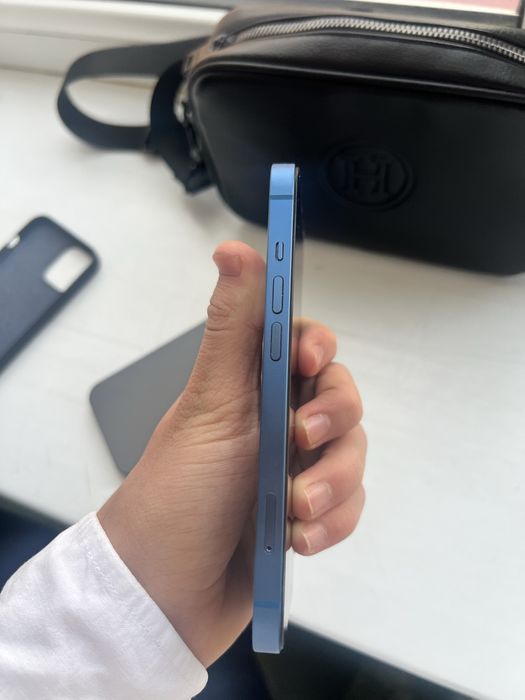 Iohone 13 ideql holatda hamma narsasi ishlidi