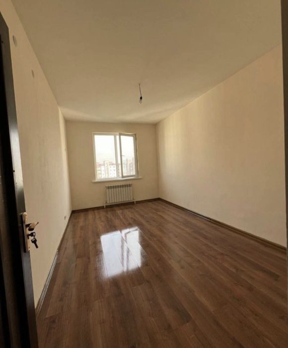 Срочна сотилади сергели янги чоштепа метро 1 чи бекат енида