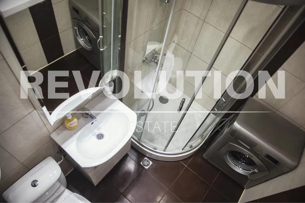 Дава се под наем Двустаен апартамент в Варна, Базар Левски - 70 кв.м за 600 € - Снимка #7