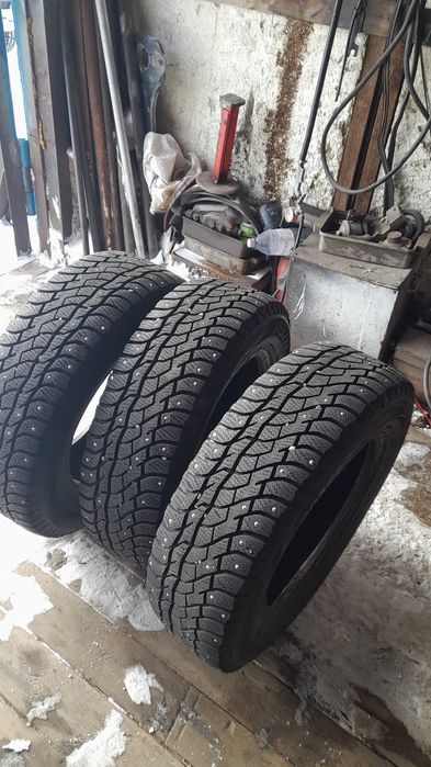 Продам шины зимние
