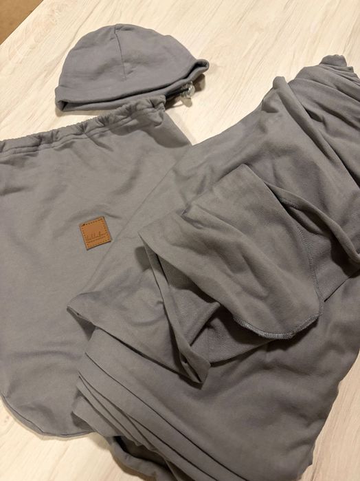 Слинг за носене на бебе KikkaBoo Dark grey