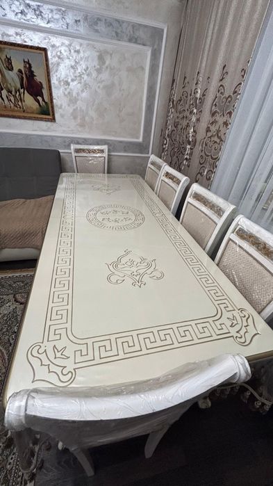 Стол со стульями (8 стульев) из дуба