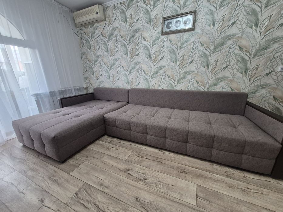 Продам угловой диван в отличном состоянии