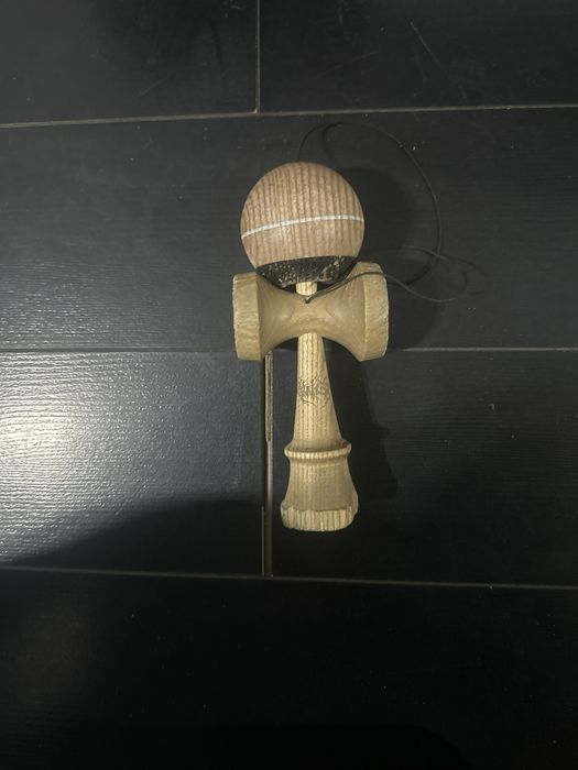 kendama eclipseee