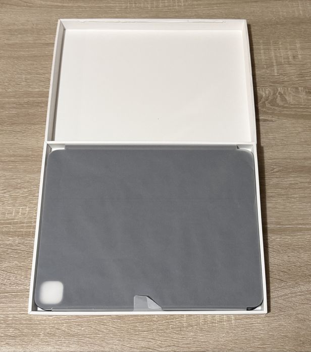 Magic Keyboard Black Model A2974 pentru Apple iPad Pro 13 M4, M5