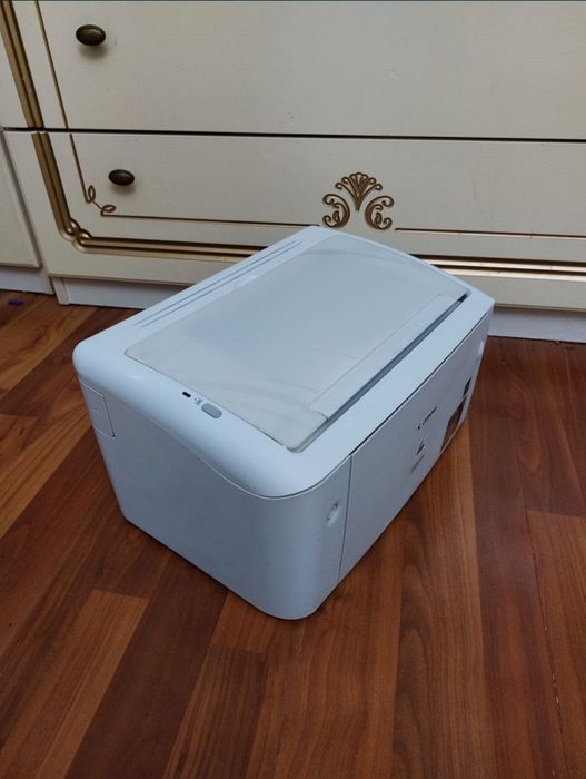 Canon LBP3010
принтер
