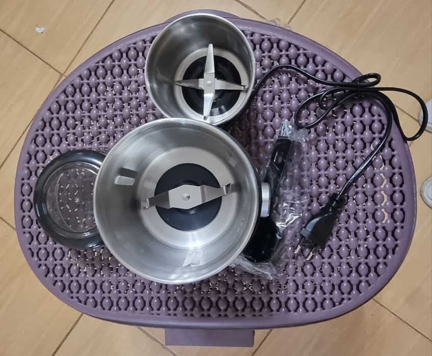 Електрическа кафемелачка Coffee Grinder