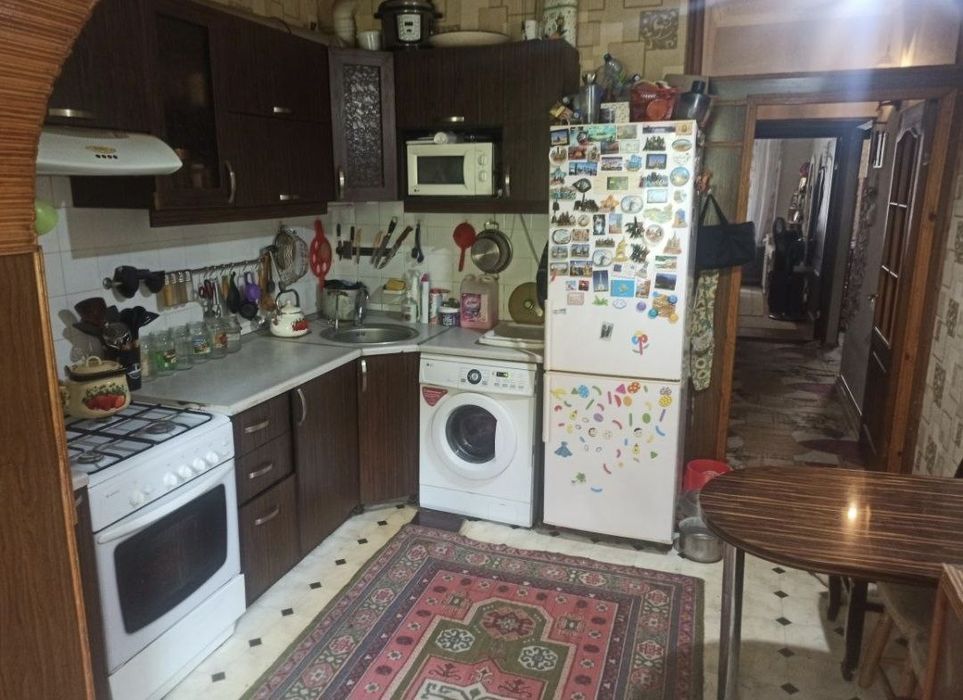 Продаётся на А.Югнаки 3ком