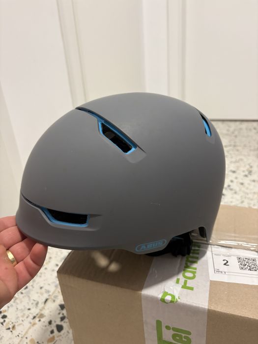 Casca  bicicleta adulti abus