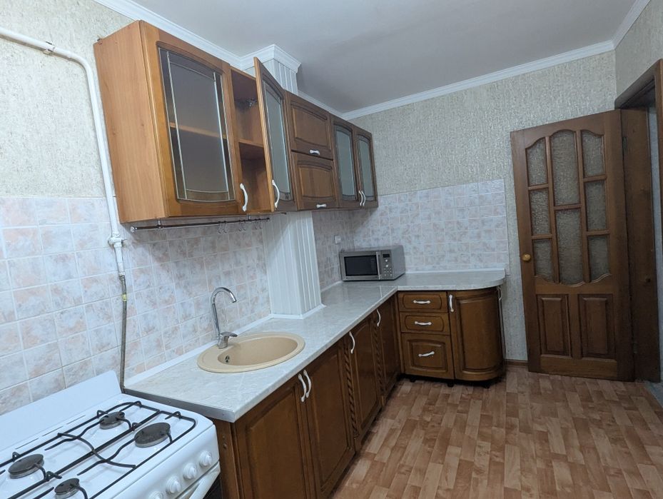 Продается кухонный гарнитур, б/у