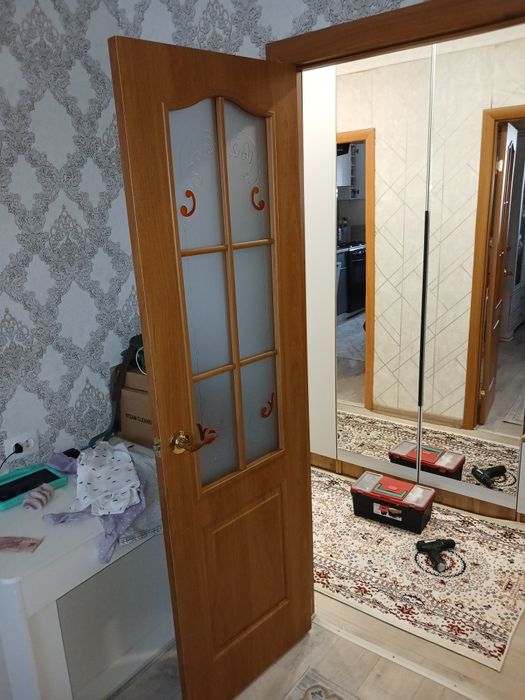 Продам дверь для зала