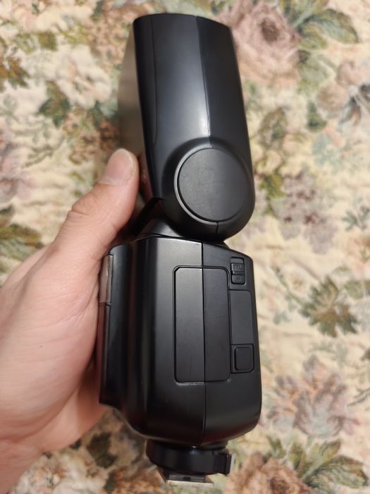 Godox v860III pentru camere Nikon z