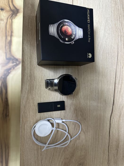Смарт часовник Huawei Watch 4 Pro