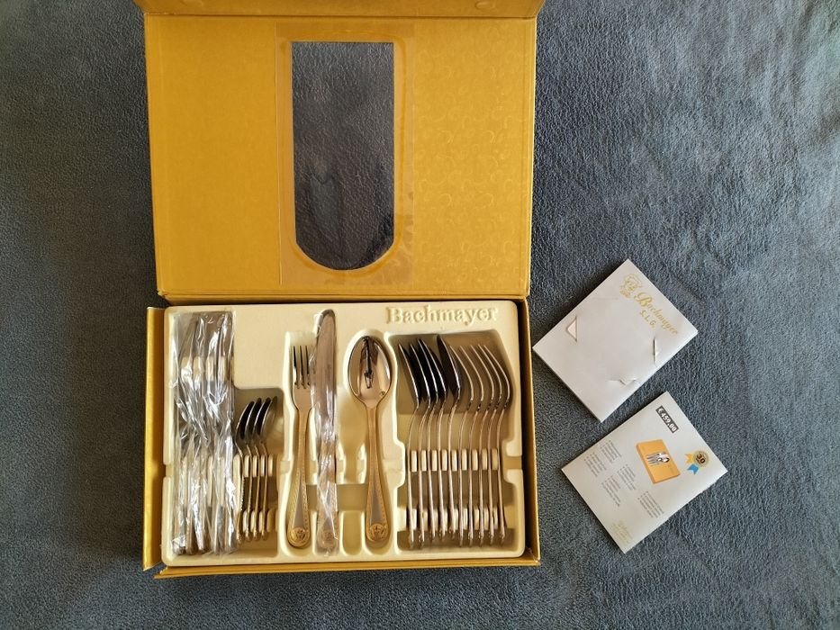 Set tacamuri Bachmayer 24 de bucati, London