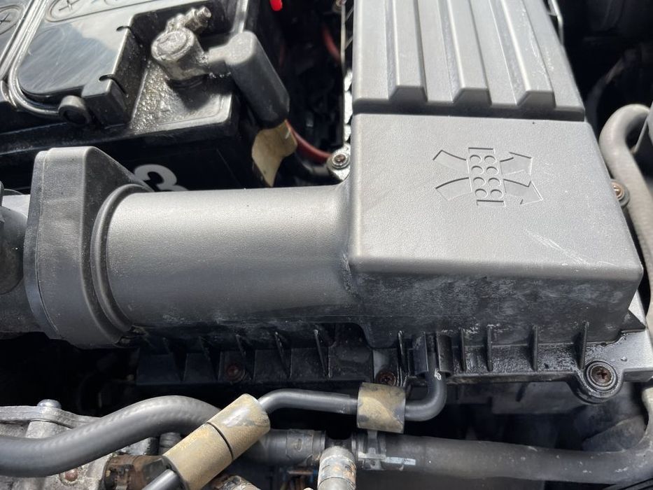 Carcasa Filtru Aer VW Golf 5 Hatchback 2004 - 2008