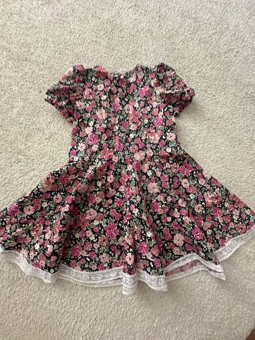 Платье на девочку