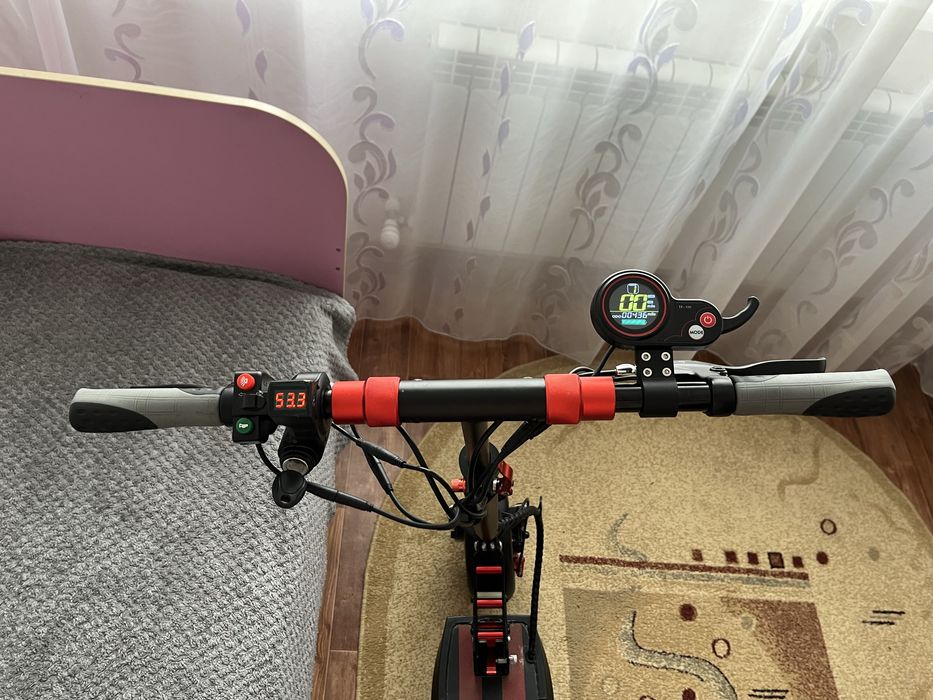 Продается электросамокат