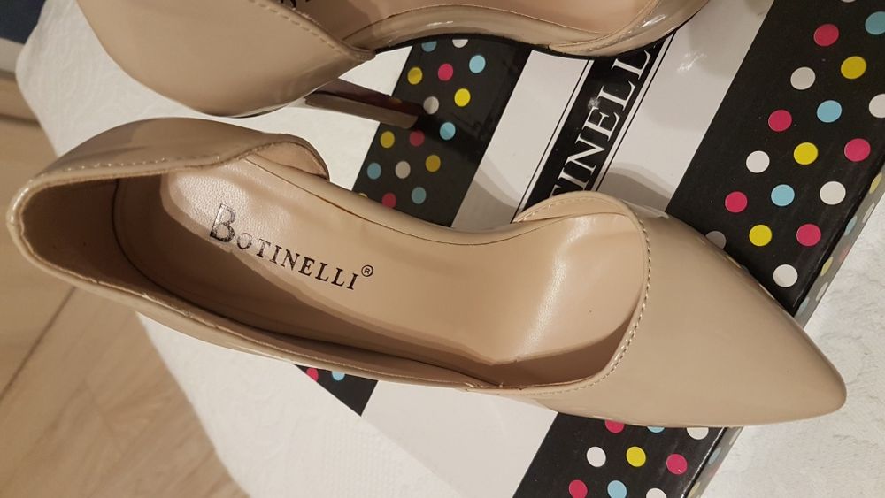 Pantofi de dama Stiletto