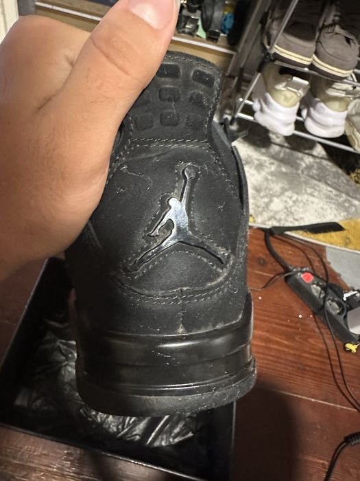 Jordan 4 black cat