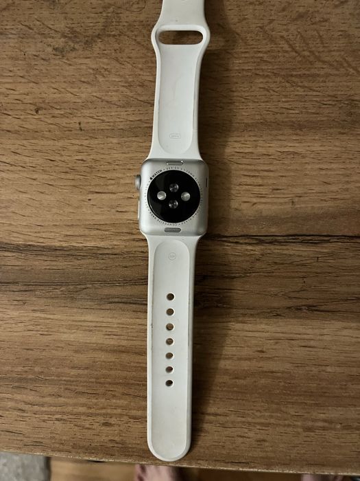 Apple Watch Series 3, 38 мм