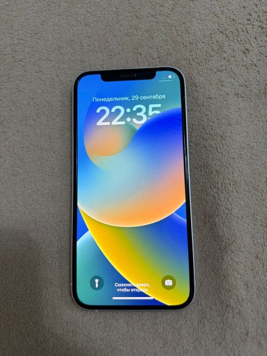 Продам Айфон 12 в отличнейшем состоянии