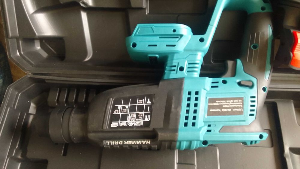 Болгарка аккумуляторная.