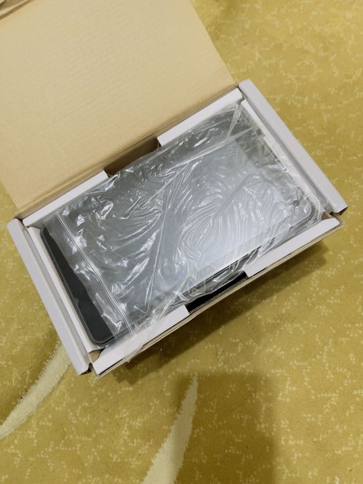 Продается 7-диюмовый монитор carplay