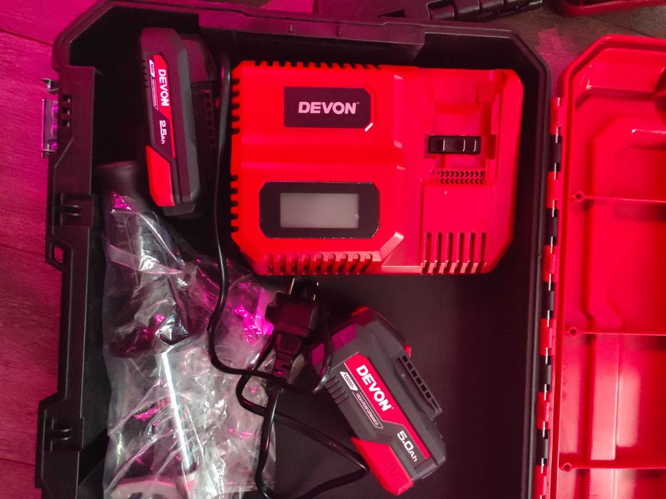 Devon 5220 шуруповерт ледоруб
