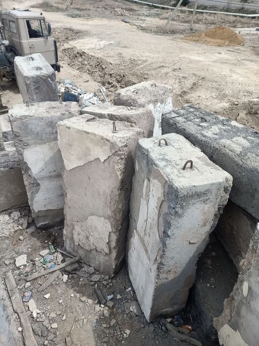 Строй материалы стеновые блоки, ригеля,плиты перекрытия