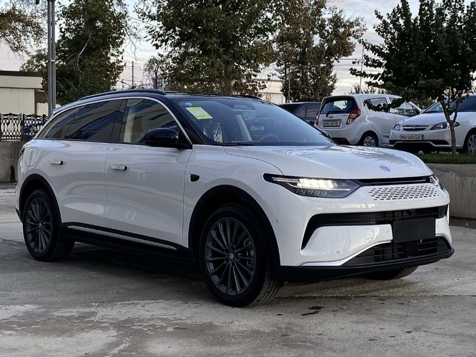 Leapmotor C11 Smart FULL pozitsiya restayling +Dop opsiya