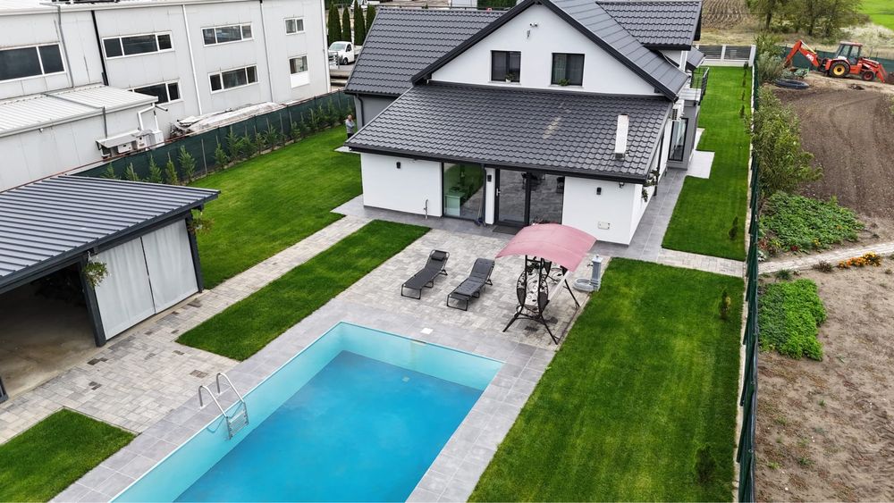 Vand casa in Tecuci 5500mp