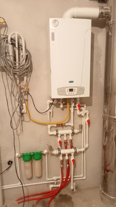 Сантехник,разморозка трубы